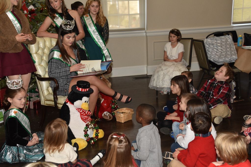 bkf with santa#2 12-14-19 042 (1024x683).jpg
